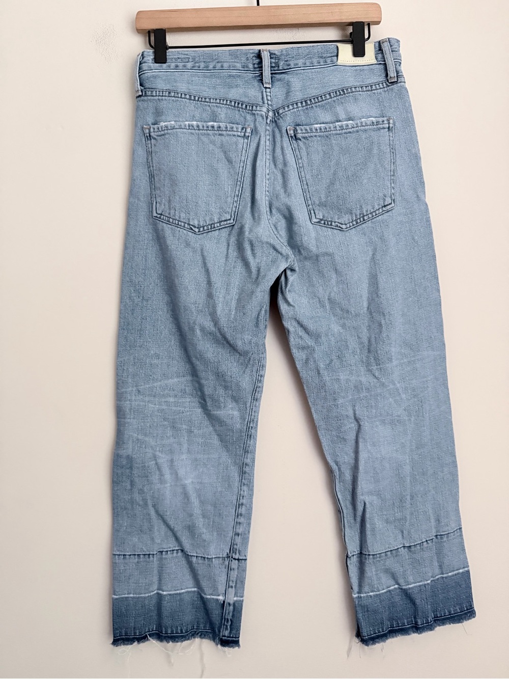 Citizens of Humanity Cora Crop Relaxed Undone Hem Button Fly Jeans 27 - Picture 3 of 7